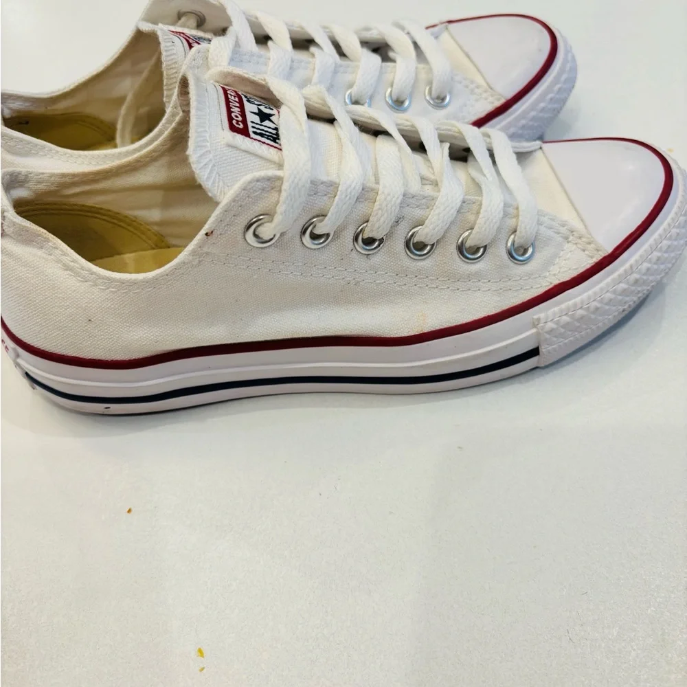 Converse chuck Taylor All Star low top White Womens size 7 - Picture 4 of 9